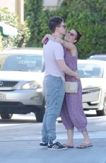 HALSEY and Evan Peters Kissing at Santa Monica Beach 11/17/2019
