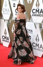 HALSEY at 2019 CMA Awards in Nashville 11/13/2019