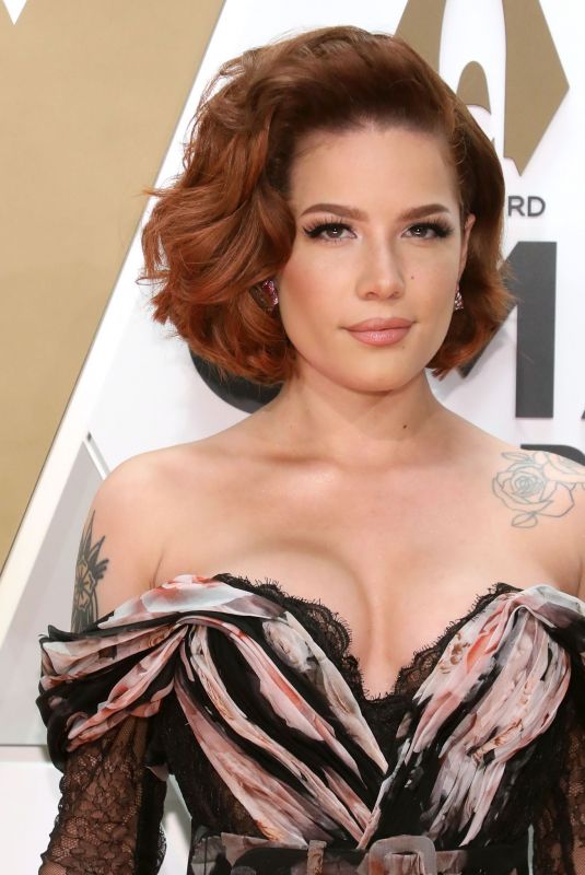 HALSEY at 2019 CMA Awards in Nashville 11/13/2019