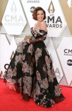 HALSEY at 2019 CMA Awards in Nashville 11/13/2019