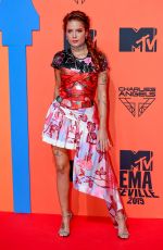 HALSEY at MTV Europe Music Awards in Seville 11/03/2019