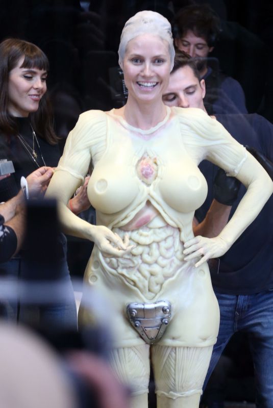 HEIDI KLUM Preps for Halloween 2019 in New York 10/31/2019