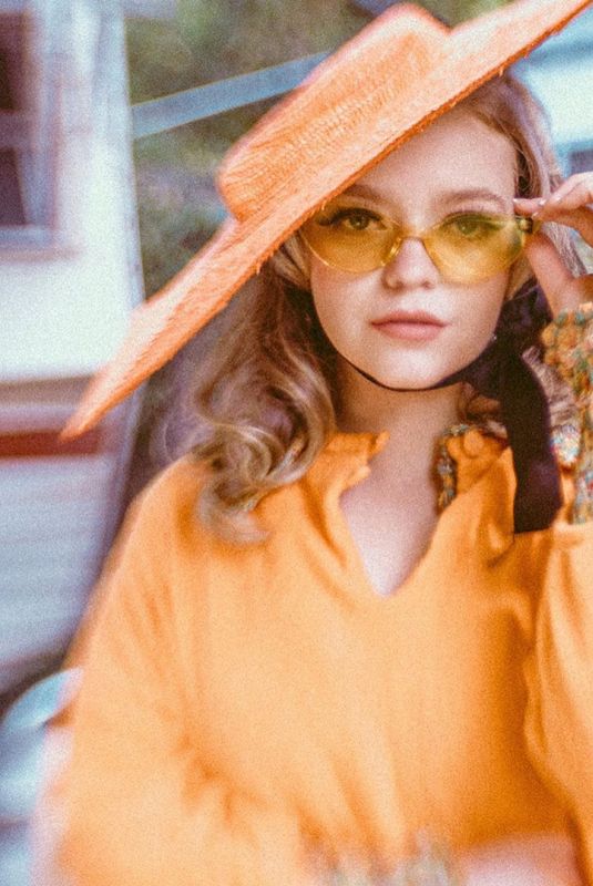 JADE PETTYJOHN at a Phootshoot, 2019