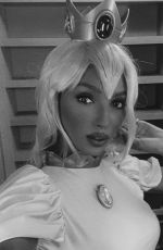 JASMINE TOOKES Getting Ready for Halloween - Instagram Photos and Video 10/31/2019
