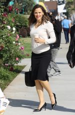 JENNIFER GARNER Arrives at Sunday Church Services in Palisades 11/10/2019