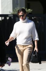 JENNIFER GARNER at a Church in Pacific Palisades 11/24/2019