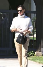 JENNIFER GARNER at a Church in Pacific Palisades 11/24/2019