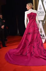 JENNIFER NETTLES at 2019 CMA Awards in Nashville 11/13/2019