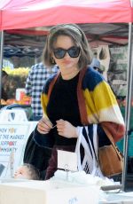 JOEY KING Shopping at Farmer