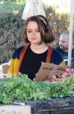 JOEY KING Shopping at Farmer