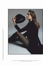JULIA BERGSHOEFF in Harper