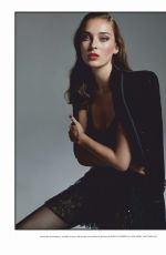 JULIA BERGSHOEFF in Harper