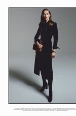JULIA BERGSHOEFF in Harper