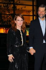 JULIANNE MOORE and Bart Freundlich Arrives at WSJ Innovator Awards in New York 11/06/2019