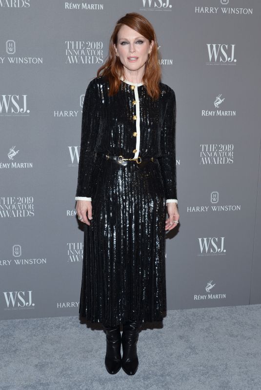 JULIANNE MOORE at WSJ Magazine 2019 Innovator Awards in New York 11/06/2019