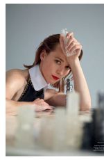 KARINE VANASSE in Elle Magazine, Quebec France December 2019