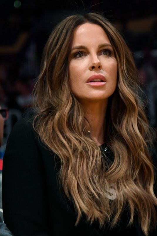 KATE BECKINSALE at LA Lakers vs Miami Heat Game in Los Angeles 11/08/2019