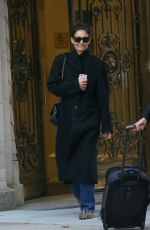 KATIE HOLMES Leaves Her Apartment in New York 11/26/2019