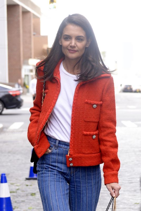 KATIE HOLMES Leaves Tribeca Chanel Women