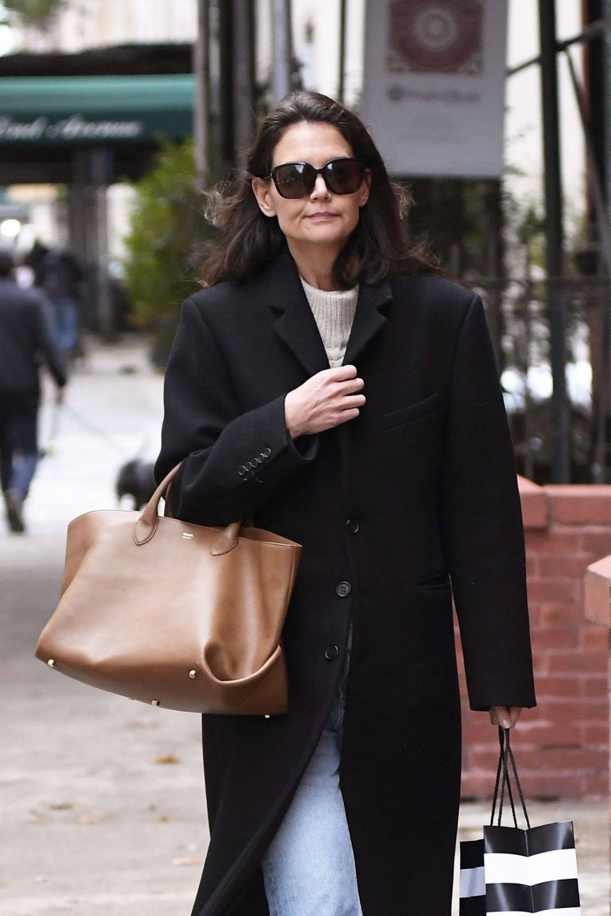 KATIE HOLMES Out Shopping in New York 11/22/2019 – HawtCelebs