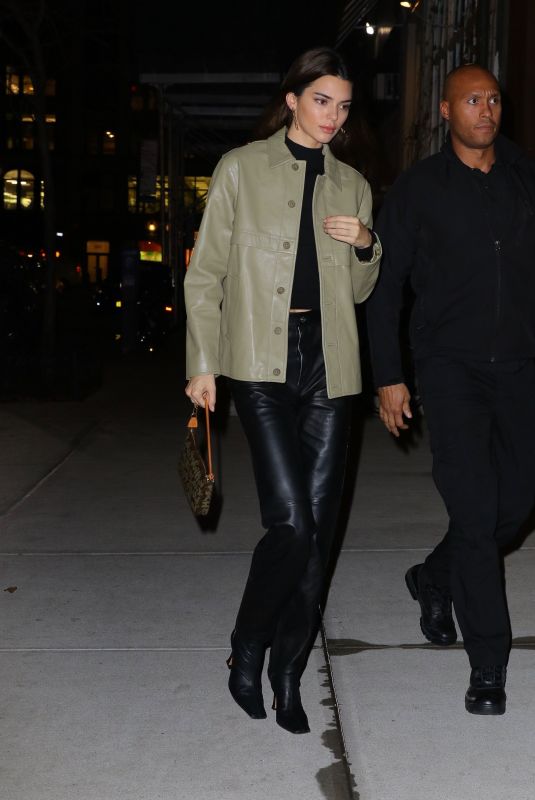 KENDALL JENNER Arrives at Gigi Hadid
