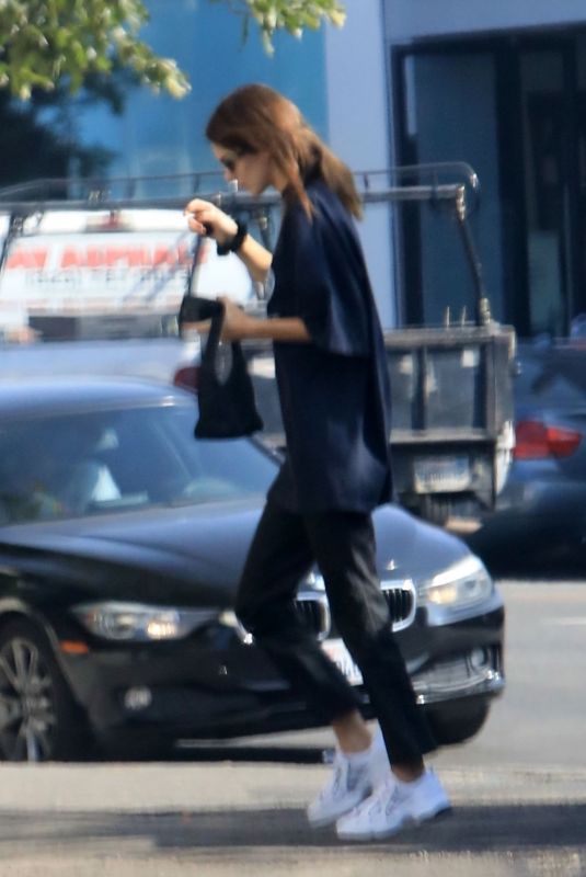 KENDALL JENNER at Aldred