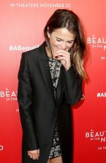 KERI RUSSELL at A Beautiful Day in the Neighborhood Screening in New York 11/17/2019