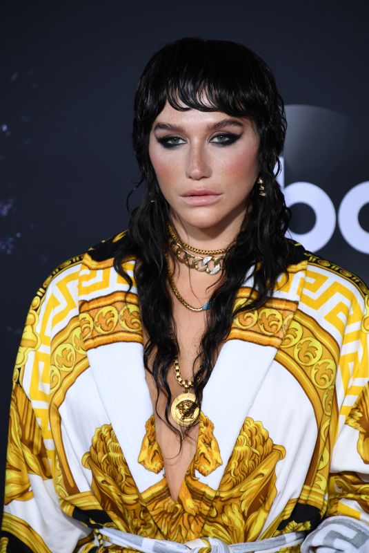 KESHA SEBERT at 2019 America Music Awards in Los Angeles 11/24/2019