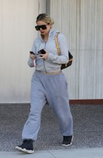 KHLOE KARDASHIAN Out and About in Calabasas 11/12/2019