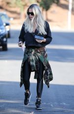 KHLOE KARDASHIAN Out and About in Van Nuys 11/26/2019