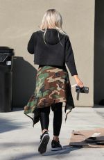 KHLOE KARDASHIAN Out and About in Van Nuys 11/26/2019