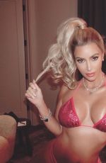 KIM KARDASHIAN Recreates Legally Blonde Harvard Video - Instagram Photos and Video 