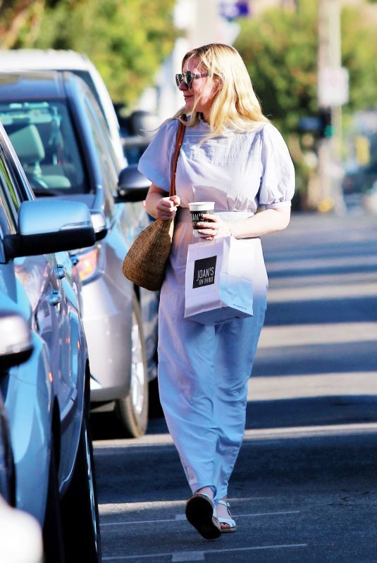 KIRSTEN DUNST at Joan’s on Third in Studio City 11/09/2019