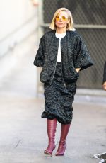 KRISTEN BELL Arrives at Jimmy Kimmel in Los Angeles 11/07/2019