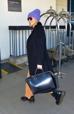 KRISTEN BELL at Los Angeles International Airport 11/11/2019