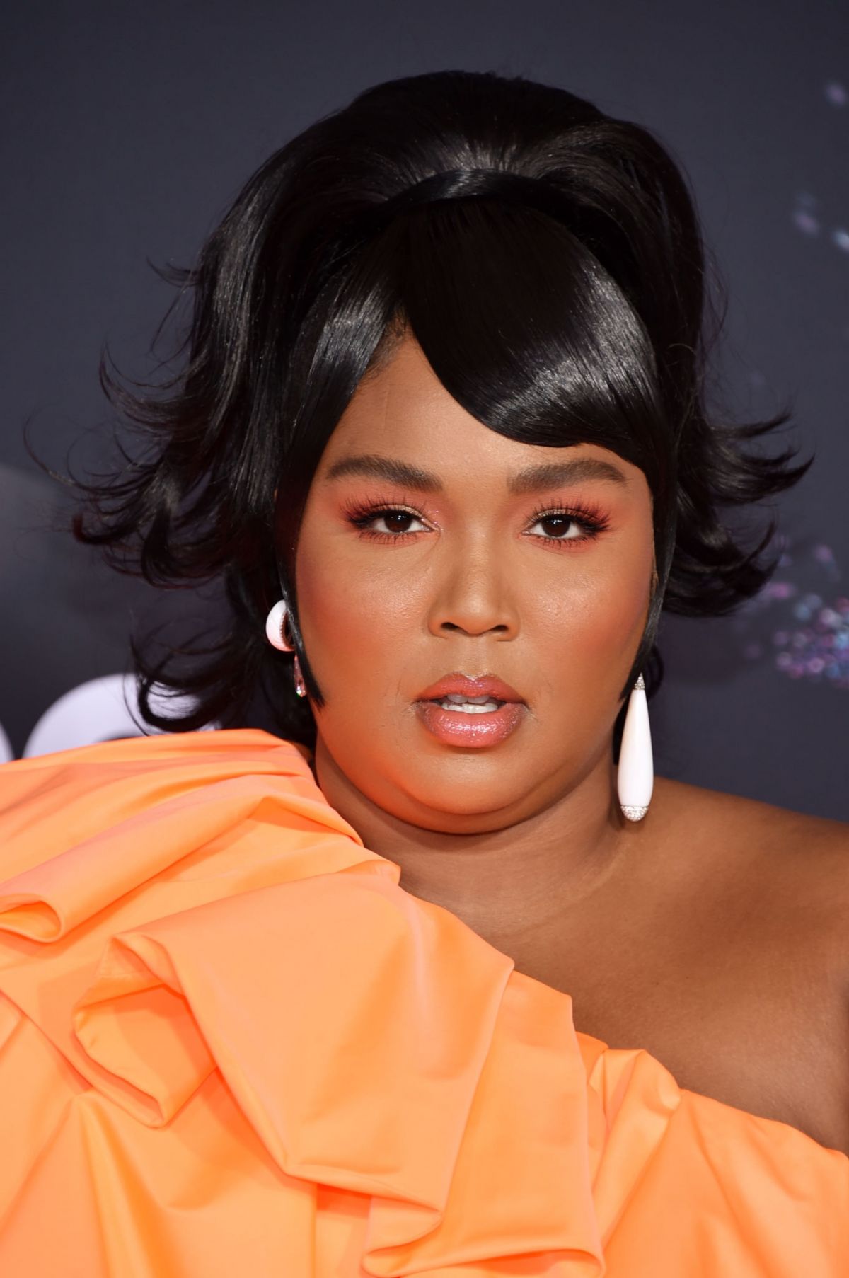 LIZZO at 2019 America Music Awards in Los Angeles 11/24/2019 – HawtCelebs