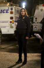 MARISKA HARGITAY on the Set of Law and Erder: SVU in New York 10/31/2019