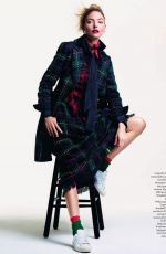 MARTHA HUNT in Elle Magazine, Italy November 2019