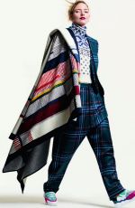 MARTHA HUNT in Elle Magazine, Italy November 2019