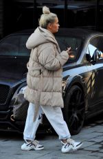 MOLLY MAE HAGUE Out and About in Manchester 11/29/2019