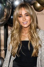 NICOLA HUGHES at Style Cheat