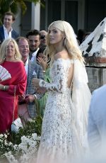 OLIVIA CULPO, SHANINA SHAIK, GEORGIA FOWLER, HANNAH FERGUSON and LORENA RAE Celebrates DEVON WINDSOR
