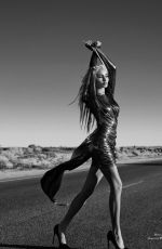 PIA MIA PEREZ in Modeliste Magazine, November 2019