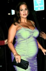 Pregnant ASHLEY GRAHAM Arrives at Cfda & Vogue Fashion Fund Awards in New York 11/04/2019