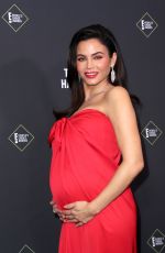 Pregnant JENNA DEWAN at People