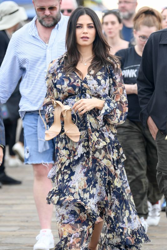 Pregnant JENNA DEWAN Out at Santa Monica Pier 11/19/2019