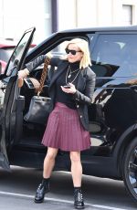 REESE WITHERSPOON Arrives at Her Office in Brentwood 11/15/2019