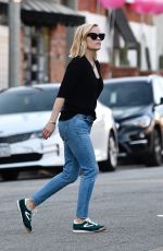 REESE WITHERSPOON Out and About in Brentwood 11/23/2019