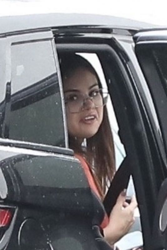 SELENA GOMEZ Arrives at a Studio in Los Angeles 11/20/2019
