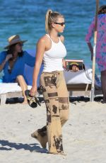SOFIA RICHIE ata  Beach in Miami 11/28/2019